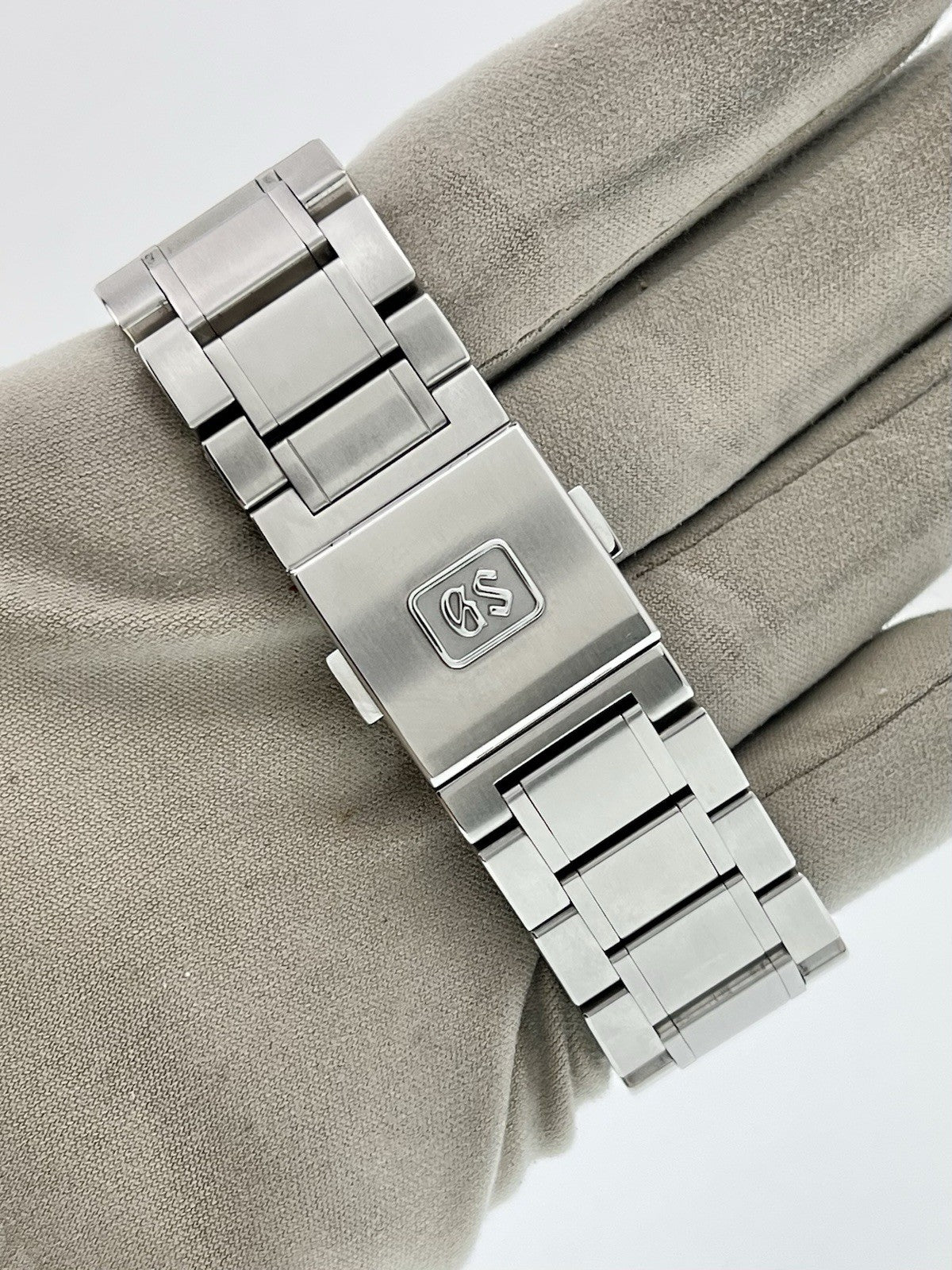 Grand Seiko Stainless Steel Silver Dial SLGH005