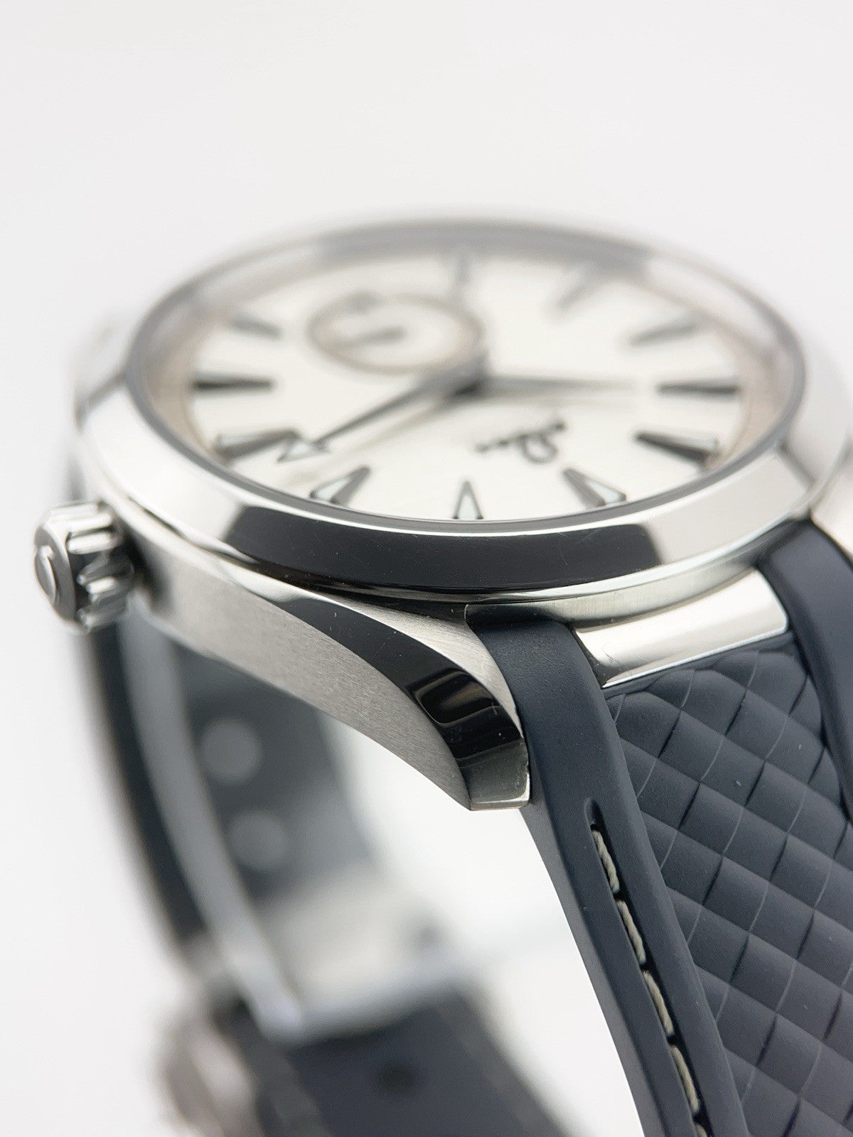 Omega Seamaster 220.12.41.21.02.005