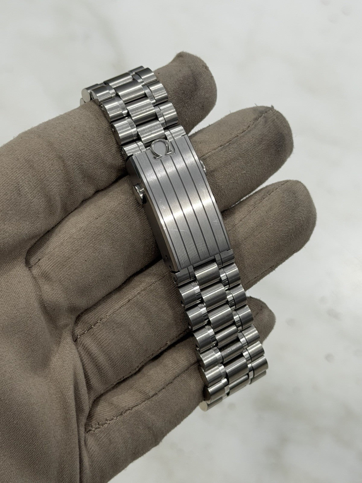 Omega Speedmaster Moonwatch 42mm Black Dial Manual Watch 310.30.42.50.01.002