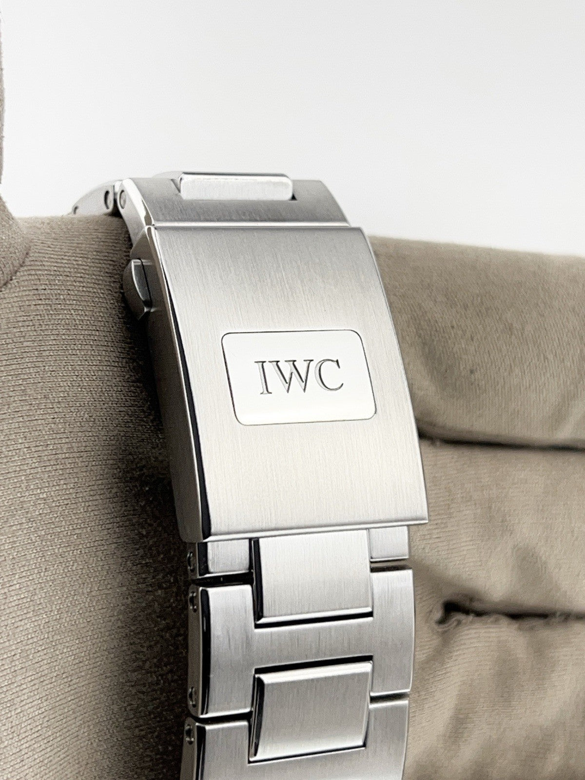 IWC Ingenieur Stainless Steel Brown Dial 45mm Automatic Men's Watch IW378511