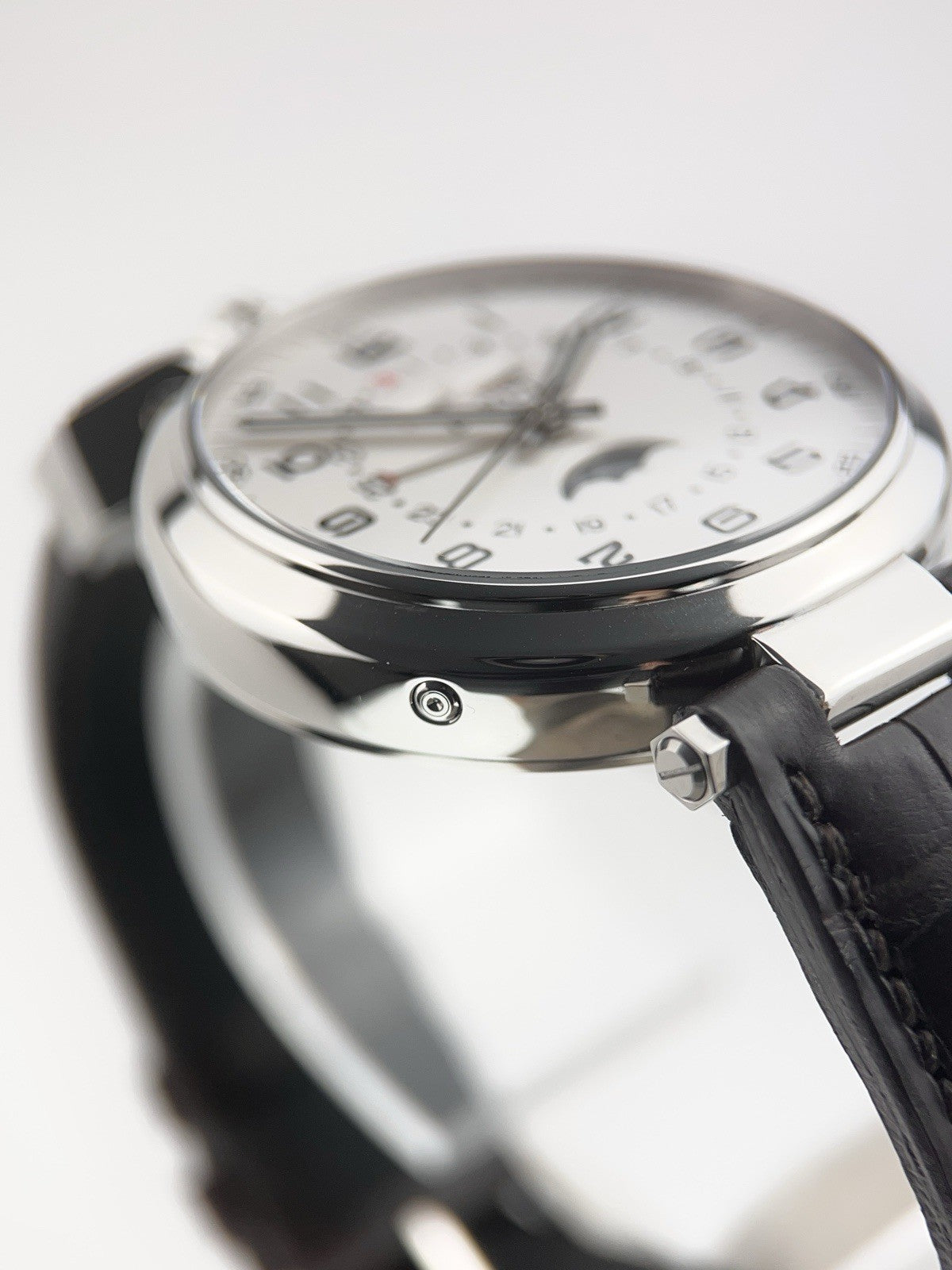 Bovet Sportster Triple Date Steel Silver Dial 40mm Automatic Men’s Watch QA0067