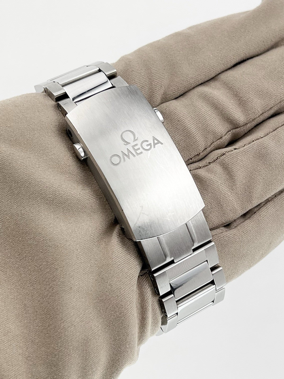 Omega Seamaster 233.30.41.21.001