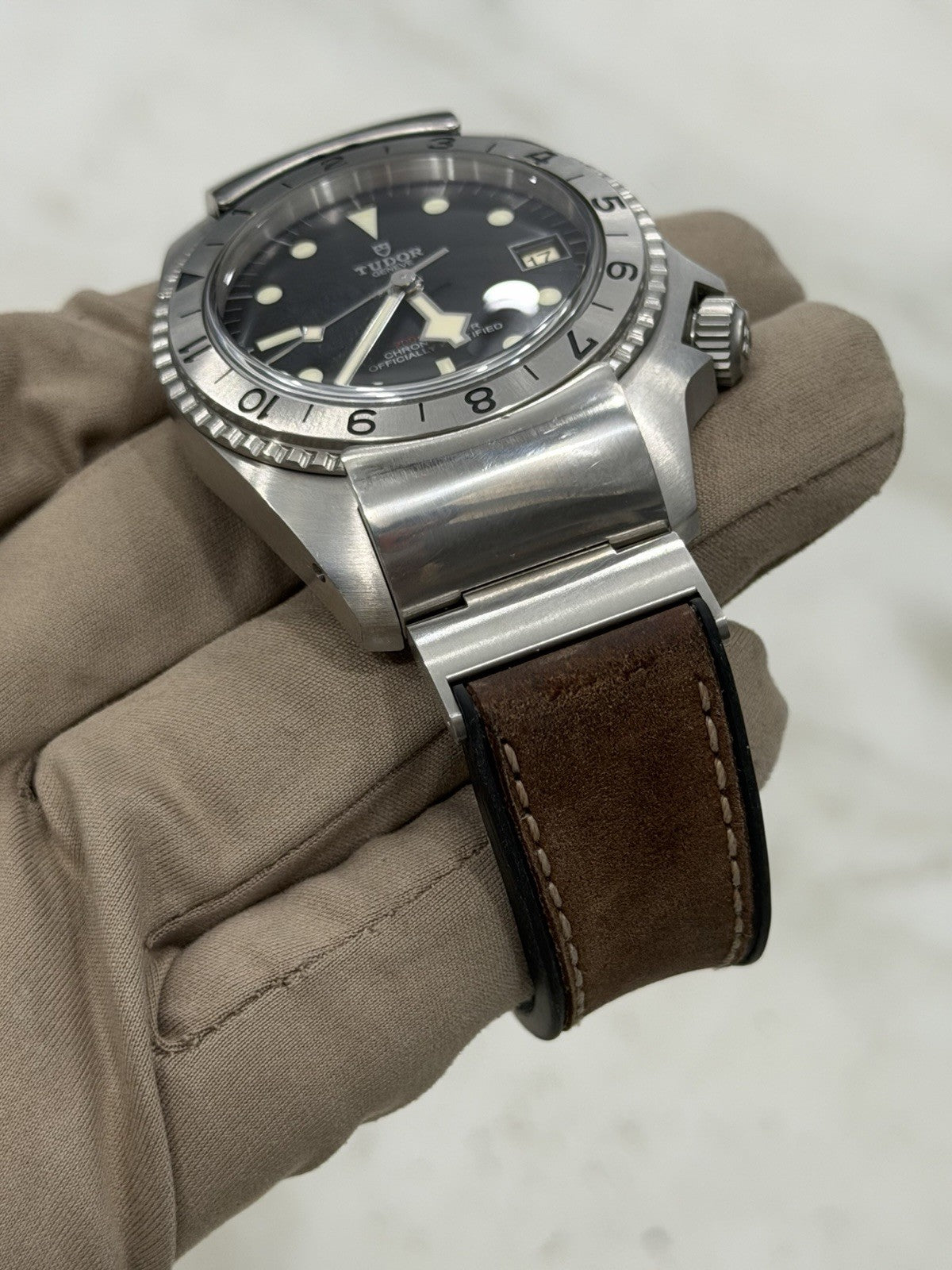 2020 Tudor Black Bay P01 Automatic 42mm Stainless Steel Mens Strap Watch 70150