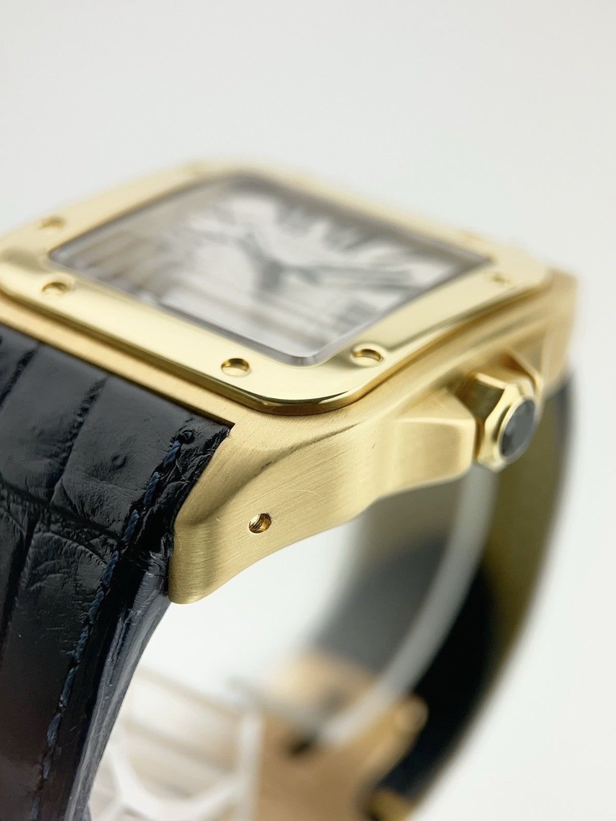 Cartier Santos 18k Yellow Gold Silver Dial 38mm Automatic Watch W20078Y1