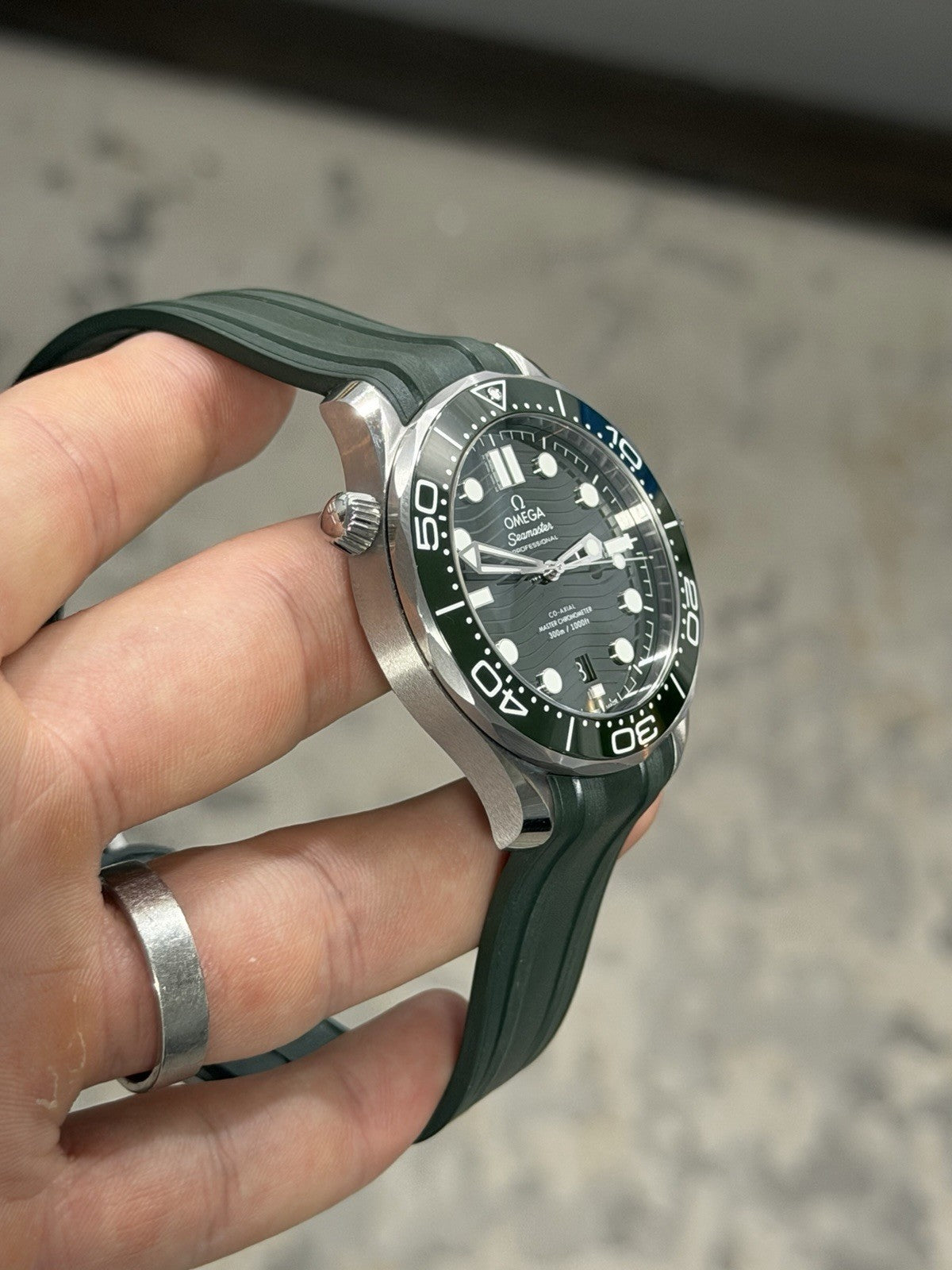 2026 Omega Seamaster Diver Steel Green Dial 42mm Auto Men’s 210.32.42.20.10.001