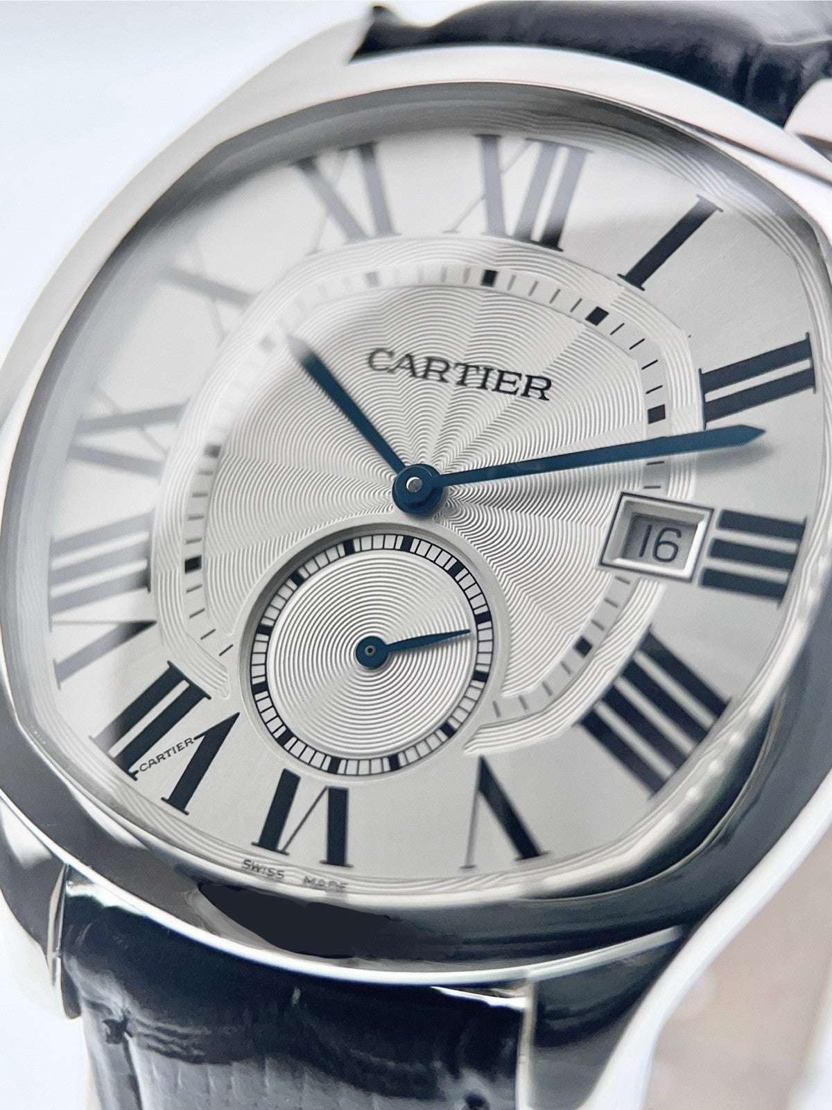 Cartier Drive de Cartier Stainless Steel Silver Dial 40mm Automatic WSNM0004