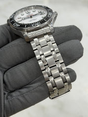 2023 Omega Seamaster Steel White Dial 42mm Automatic Watch 210.30.42.20.04.001