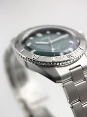 Oris Divers Sixty Five Stainless Steel Green Dial 38mm Automatic Mens Watch 7774