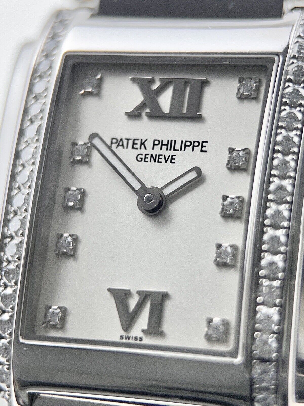 Patek Philippe Twenty-4 Stainless Steel Diamond 25mm Quartz Watch 4910