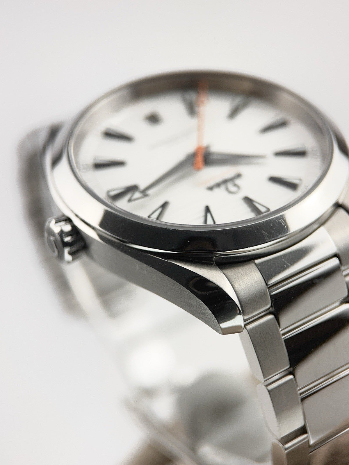 Omega Seamaster Stainless Steel White Dial 41mm Automatic 220.12.41.21.02.002