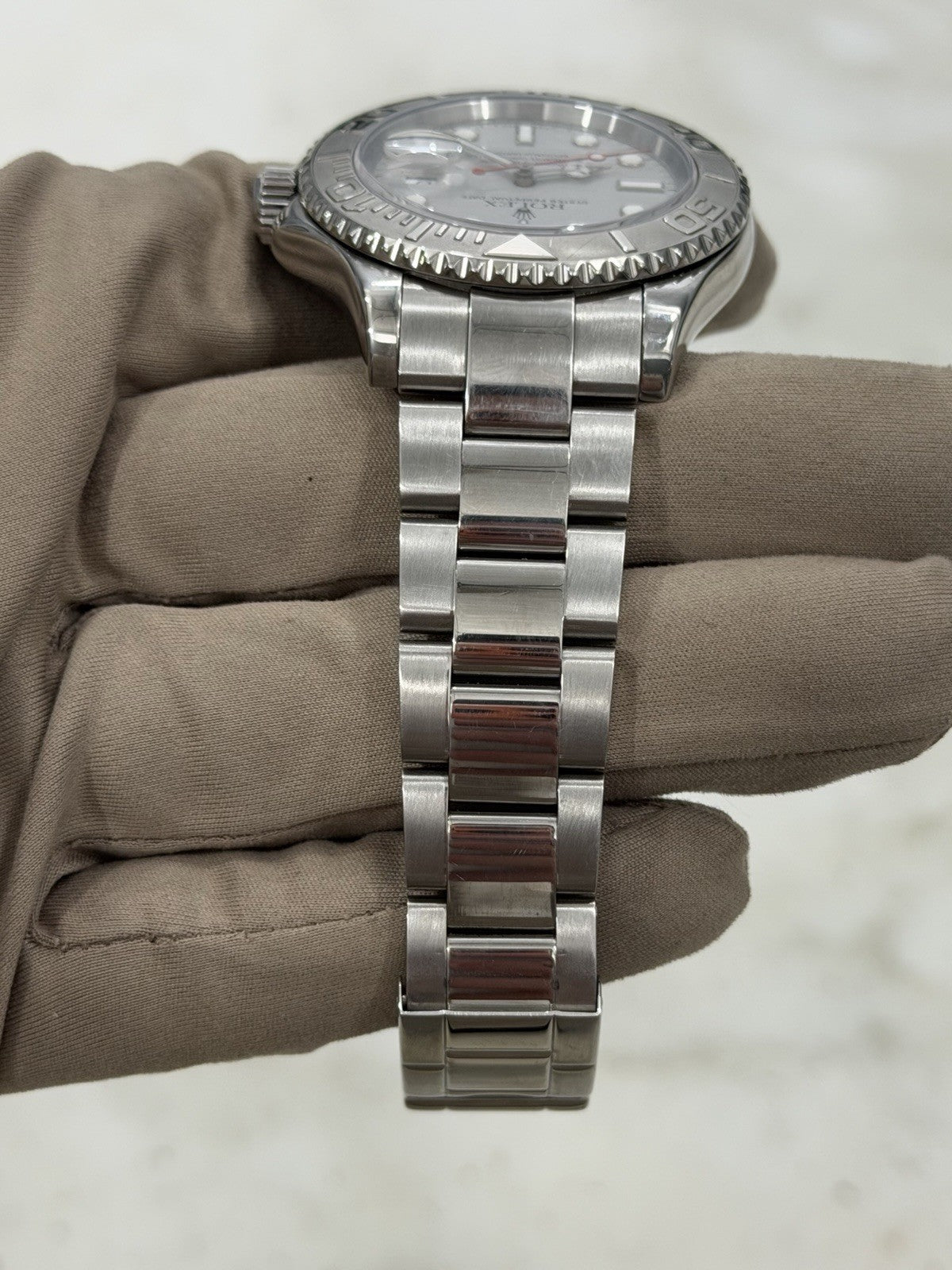 Rolex Yacht-Master Stainless Steel Silver Dial 40mm Auto Men's Watch 16622