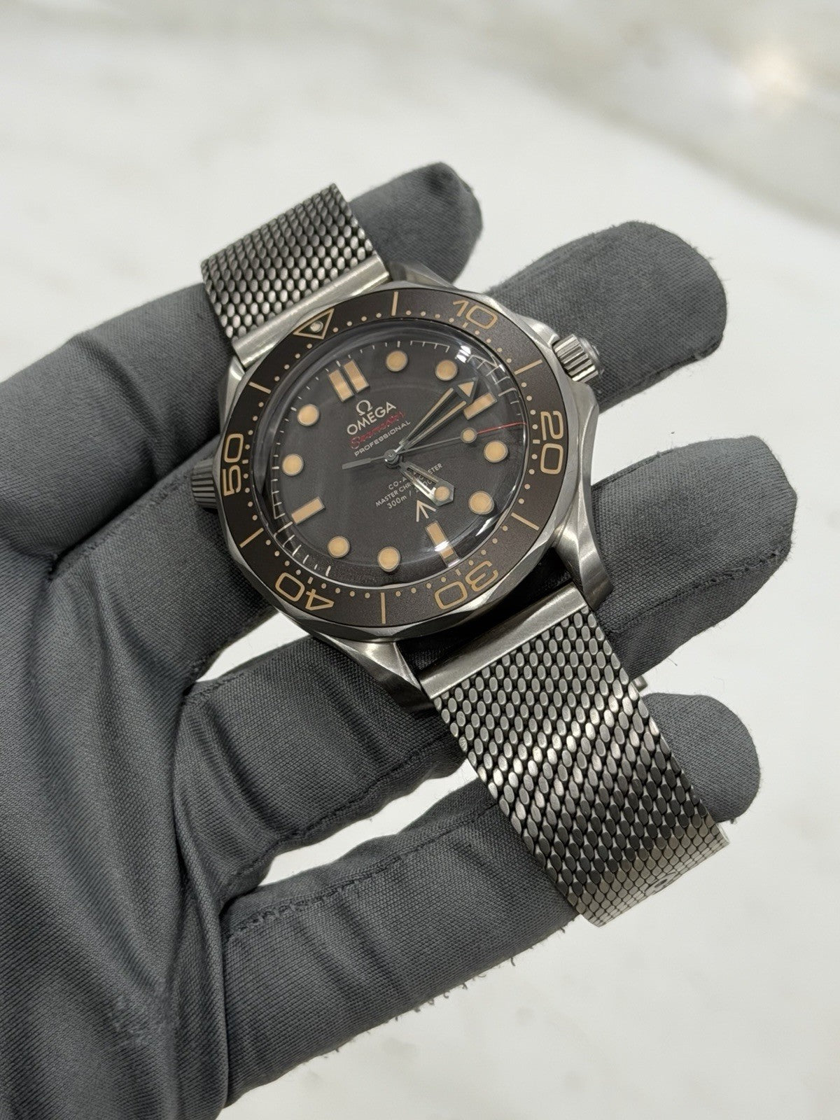 Omega Seamaster NTTD James Bond 007 No Time To Die Watch - 210.90.42.20.01.001