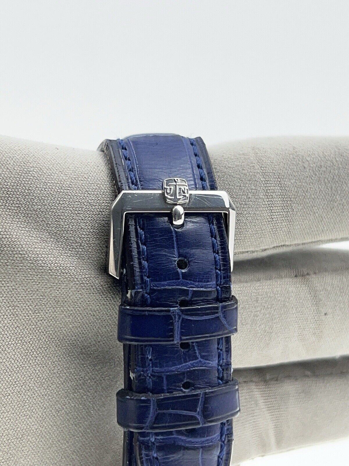 Ulysse Nardin San Marco Hour Striker Platinum 40mm Blue Lapis Dial Men’s Watch