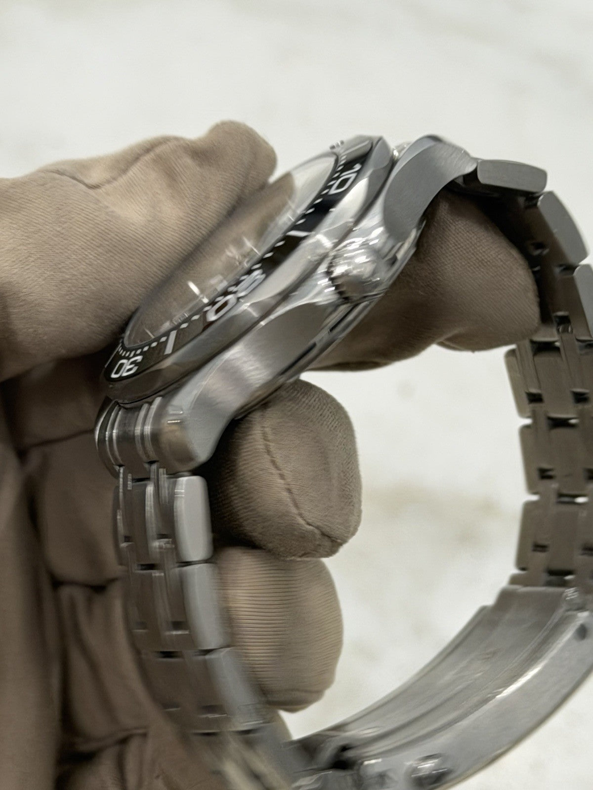 Omega Seamaster Professional 300m Diver Black Ceramic Watch 210.30.42.20.01.001