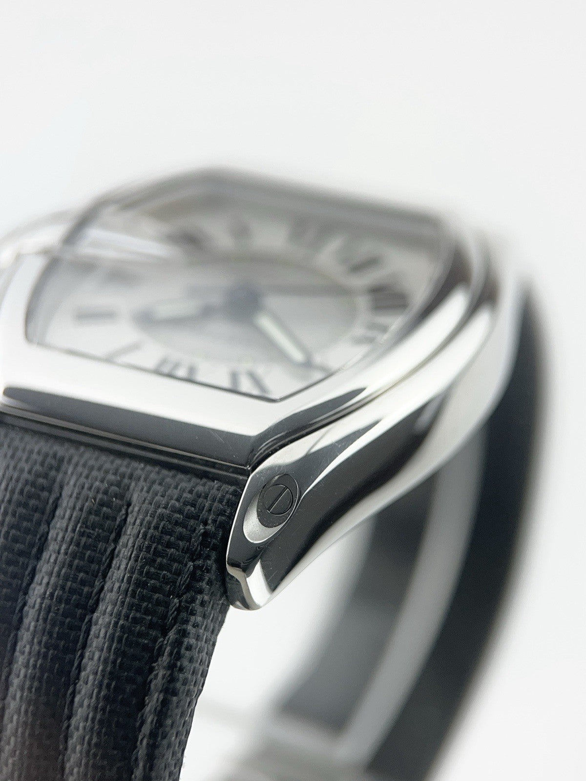 Cartier Roadster Steel Silver Roman Dial 38mm Automatic Men’s W62000V3