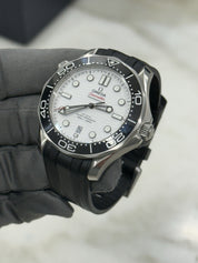 Omega Seamaster Diver Steel White Dial 42mm Watch 210.32.42.20.04.001