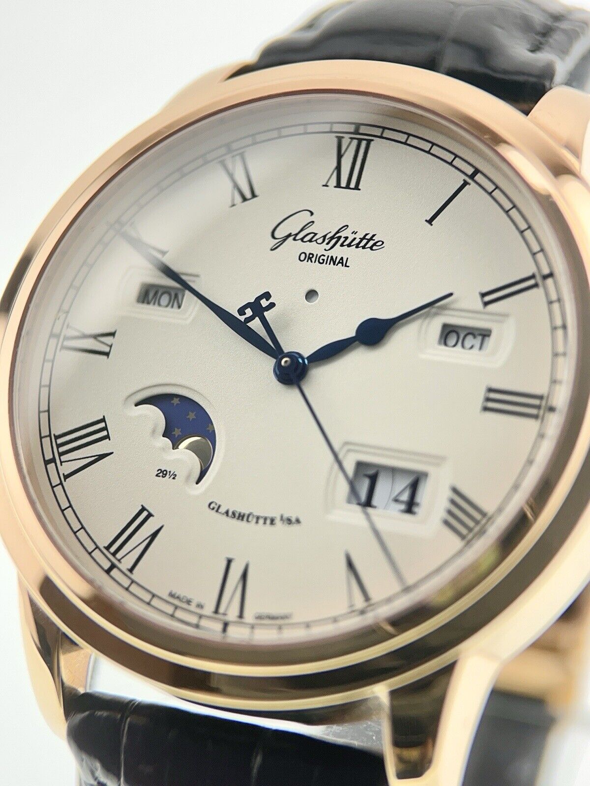 Glashutte Original Senator 18k Rose Gold White Dial 42mm Mens 100-02-22-05-05