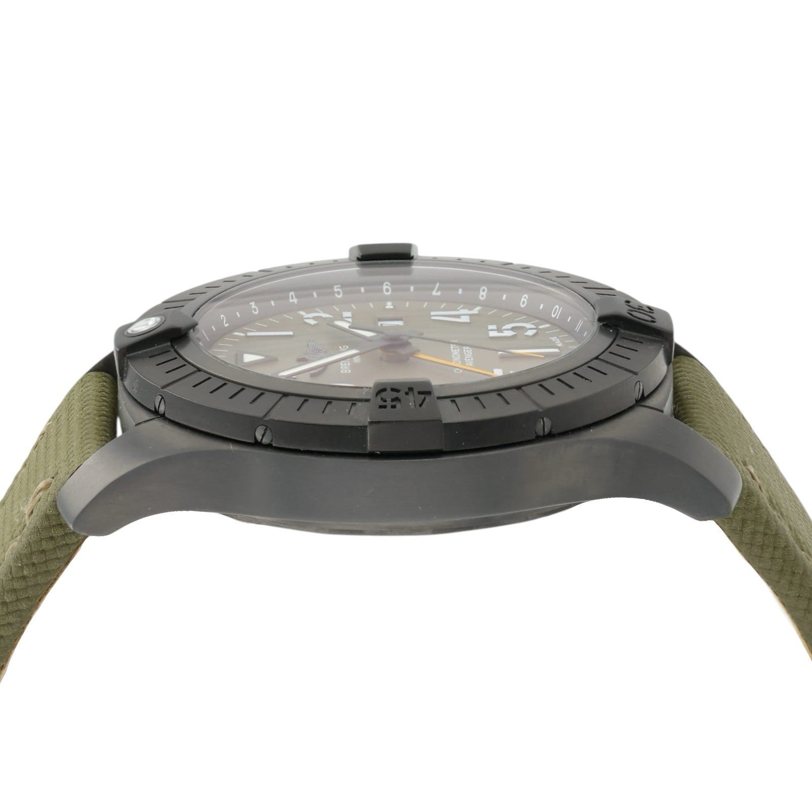 Breitling Avenger Green Dial Titanium 44mm Automatic Movement Mens Watch V32395