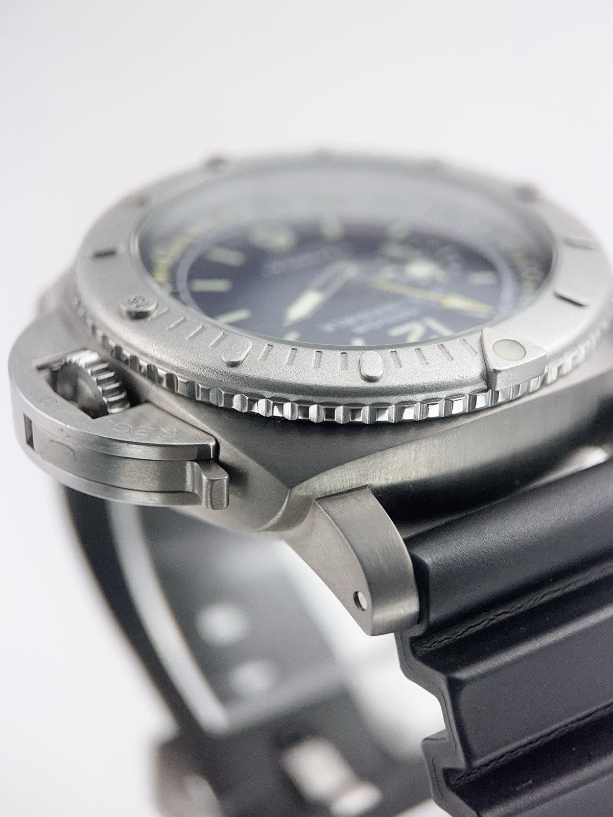 Panerai Luminor Submersible Titanium Blue Dial 47mm Automatic Mens PAM00307