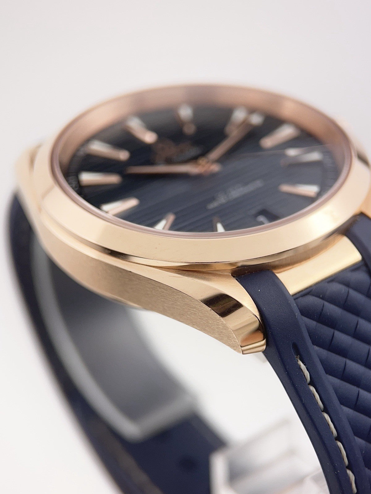 Omega Seamaster 18k Rose Gold Blue Dial 41mm Automatic Watch 220.52.41.21.001