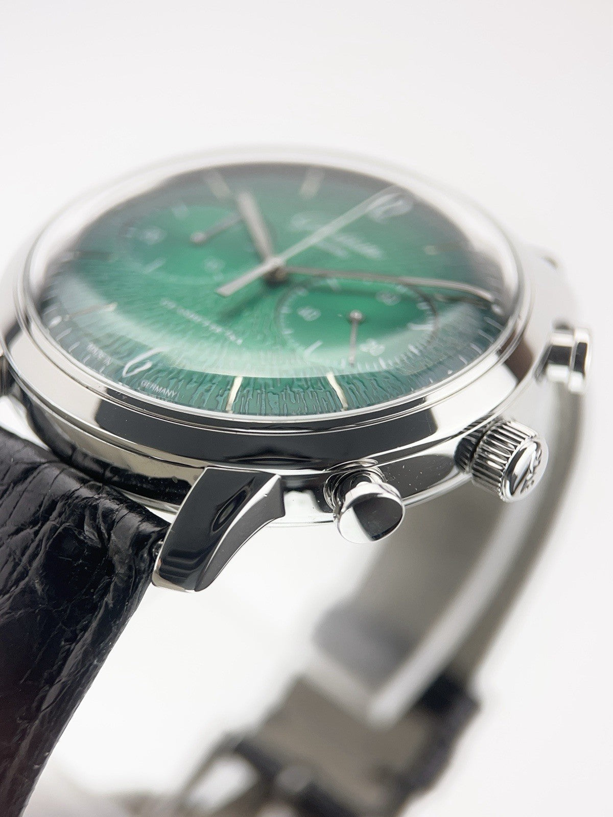 Glashutte Original Steel Green Dial 42mm Automatic Men’s Watch 1-39-34-05-22-04