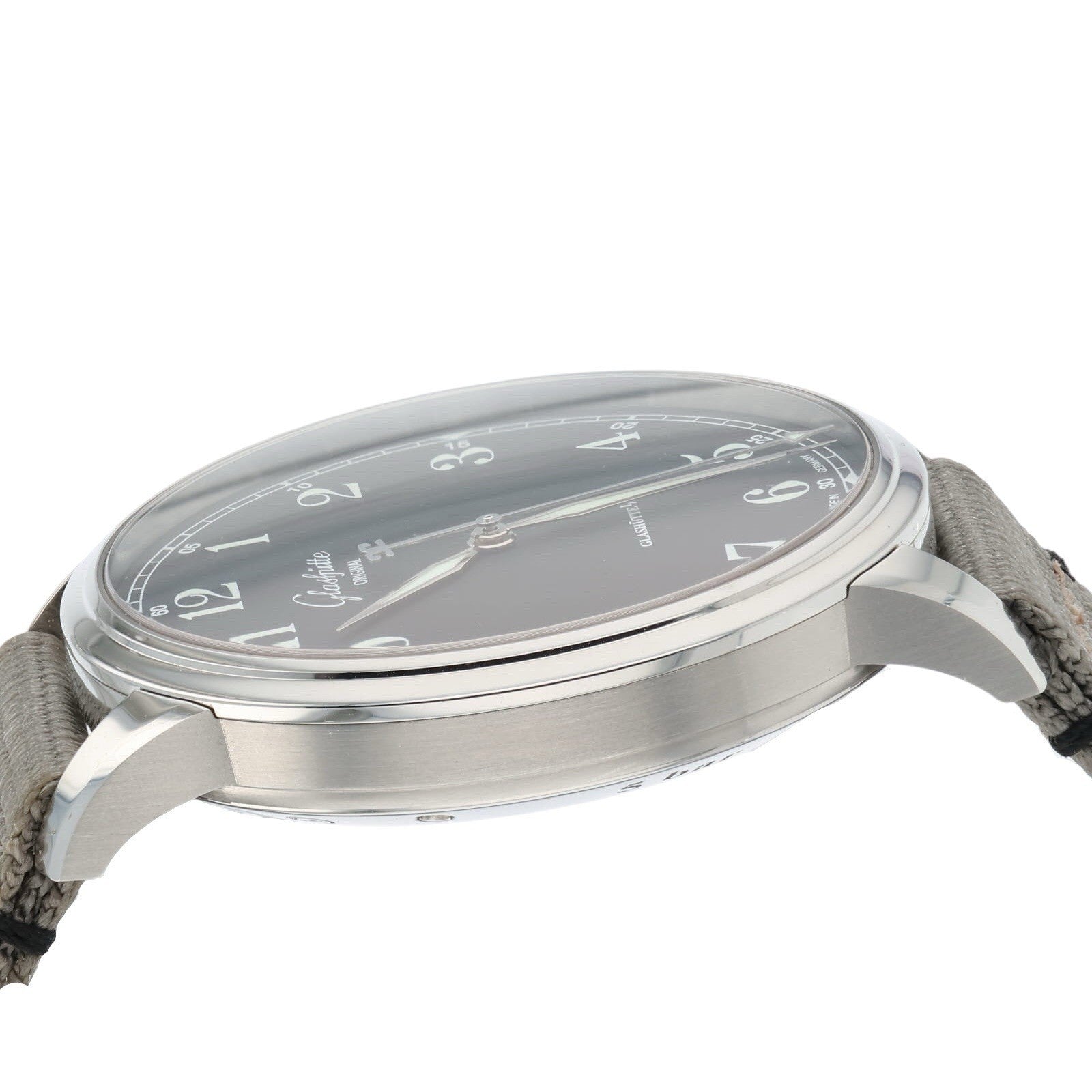 Glashutte Original Senator Steel Black Dial 40mm Automatic Mens 1-36-01-03-02-66