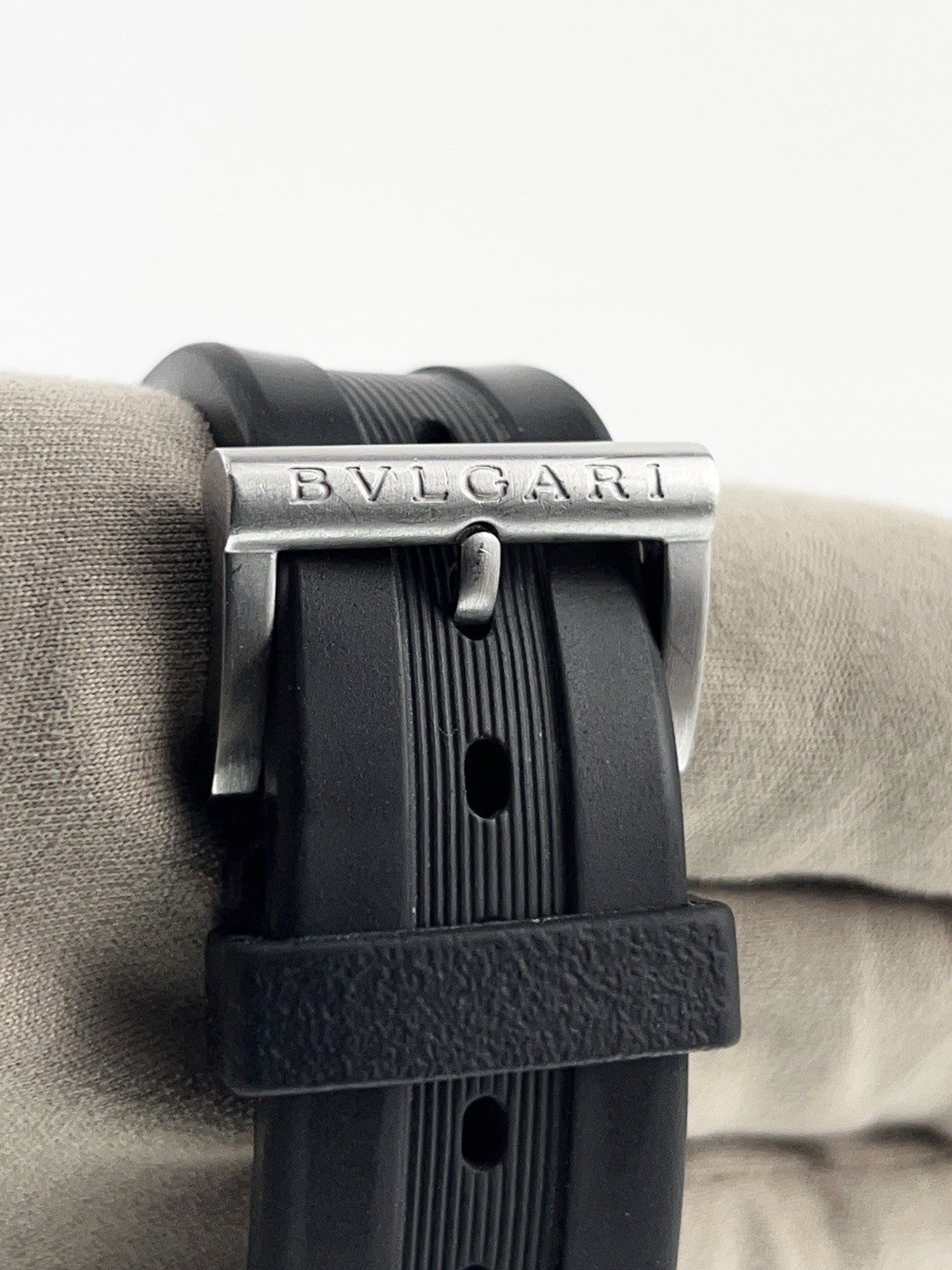 Bulgari Diagono Stainless Steel Black Dial 42mm Automatic Mens Watch DG42SC