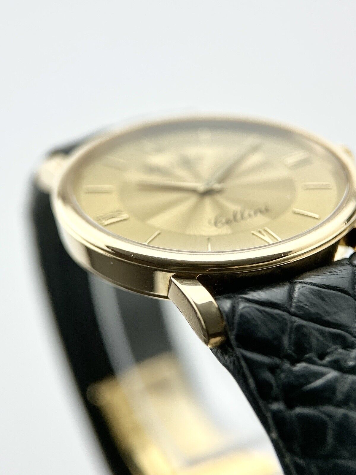 Rolex Cellini Ref. 5115 32mm Manual Wind Movement 18k Yellow Gold - B/P