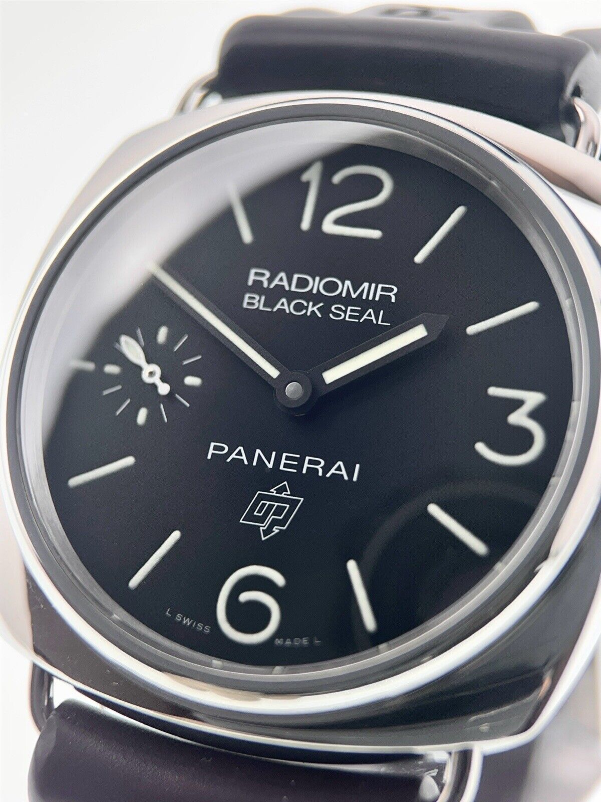 Panerai Radiomir Black Seal Steel Black Dial 45mm Men’s Watch PAM00380