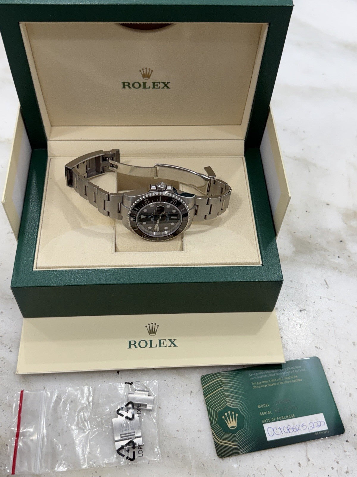 2020 Rolex Sea-Dweller Steel Black Dial 43mm Automatic Mens Watch 126600