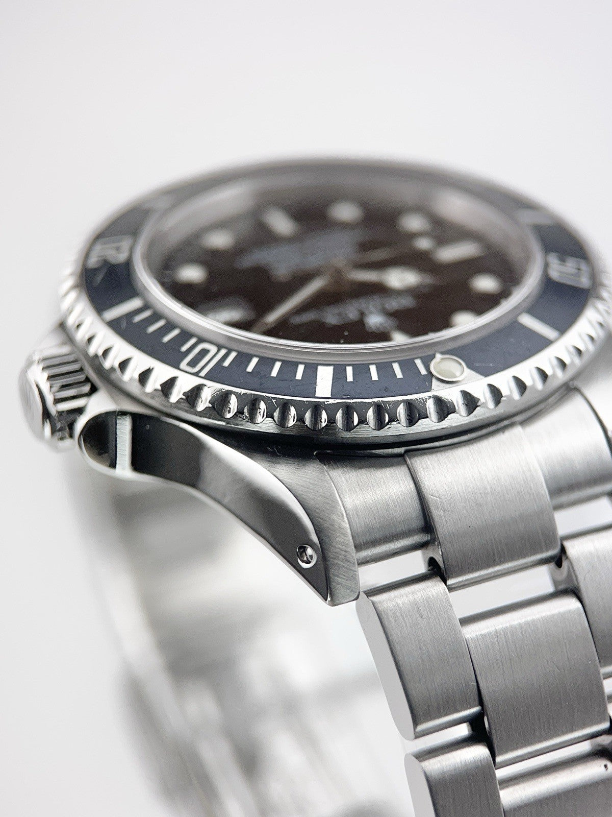 Rolex Sea-Dweller Stainless Steel Black Dial 40mm Automatic Men’s Watch 16600