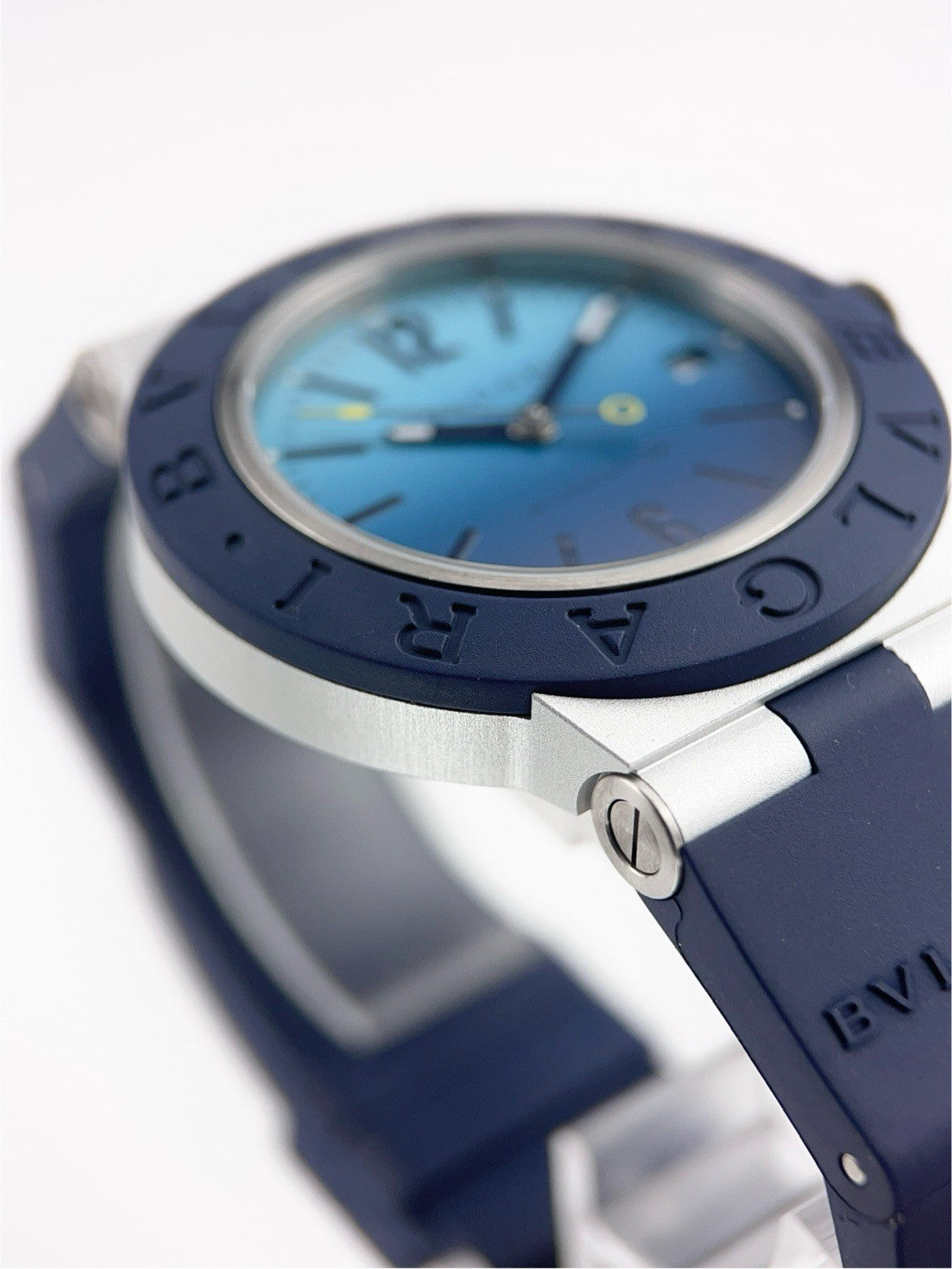Bvlgari Aluminum Capri Aluminum Blue Dial 40mm Automatic Movement Mens 103815
