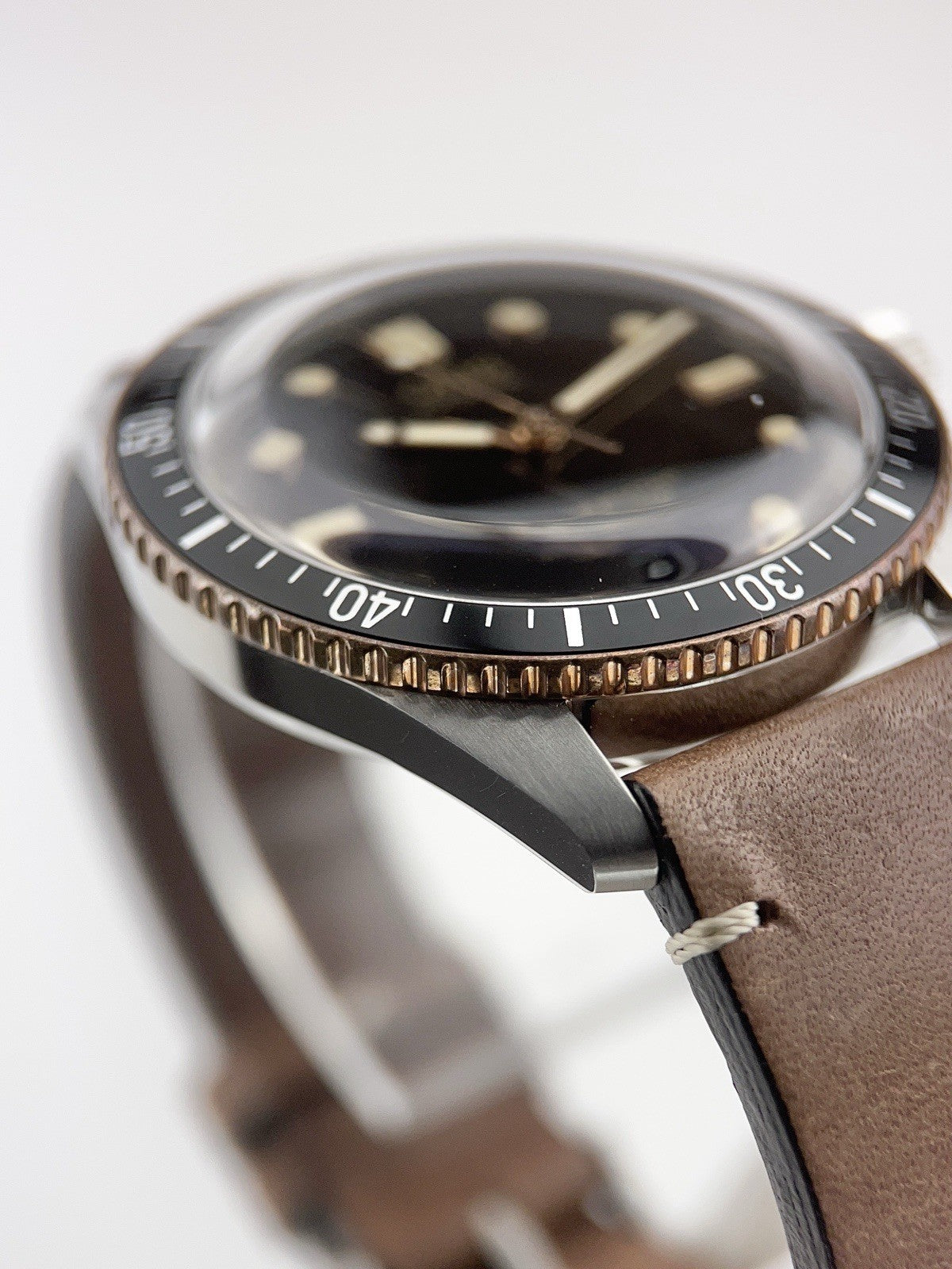 Oris Divers Sixty Five Stainless Steel Black Dial 40mm Automatic Mens Watch 7707