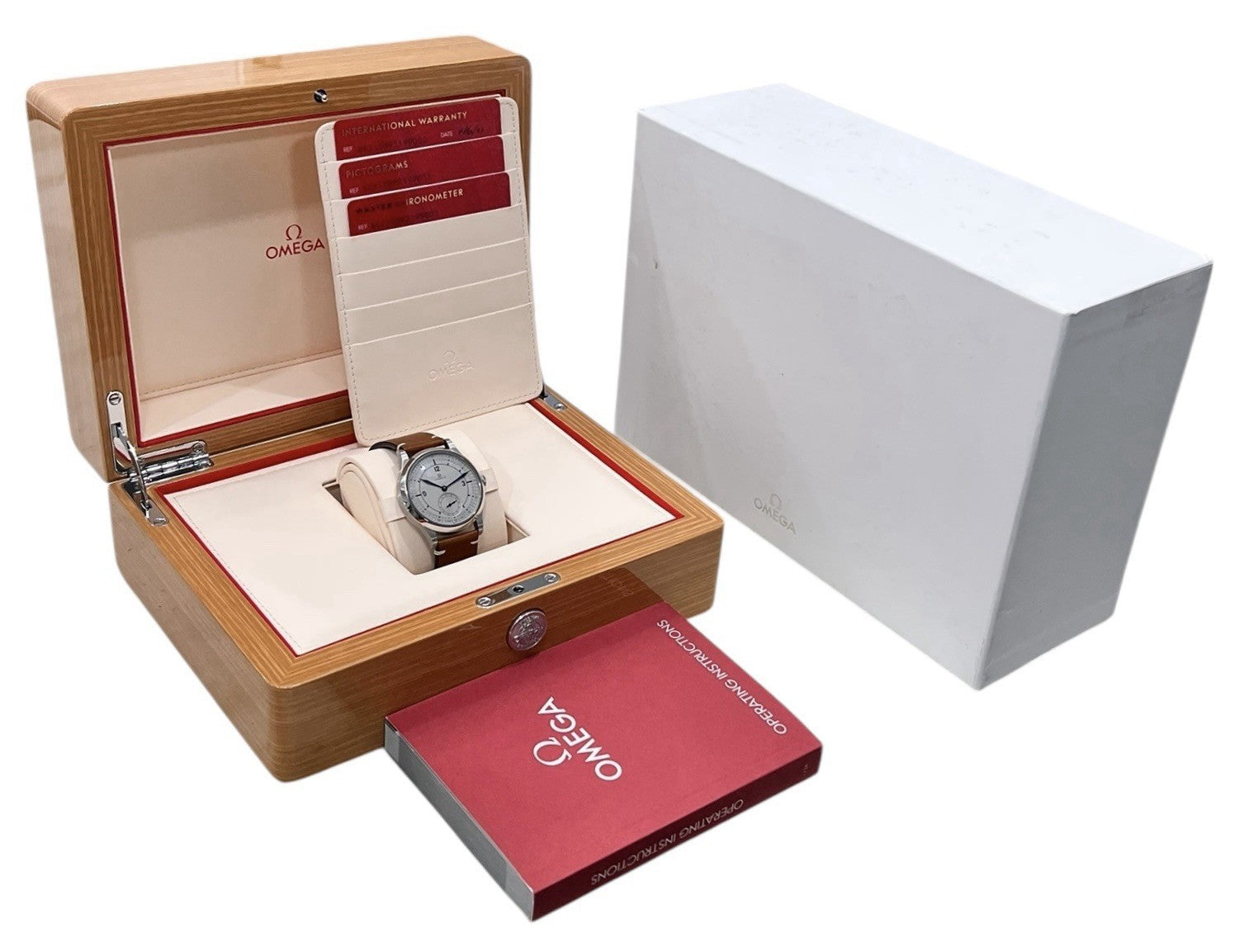 Omega Classic Steel Silver Dial 39mm Manual Wind Men’s Watch 511.12.39.21.99.002