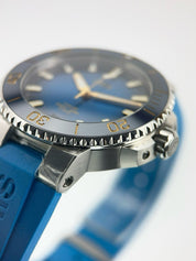 Oris Aquis Date 400 Stainless Steel Blue Dial 41.5mm Automatic Men's Watch 7769