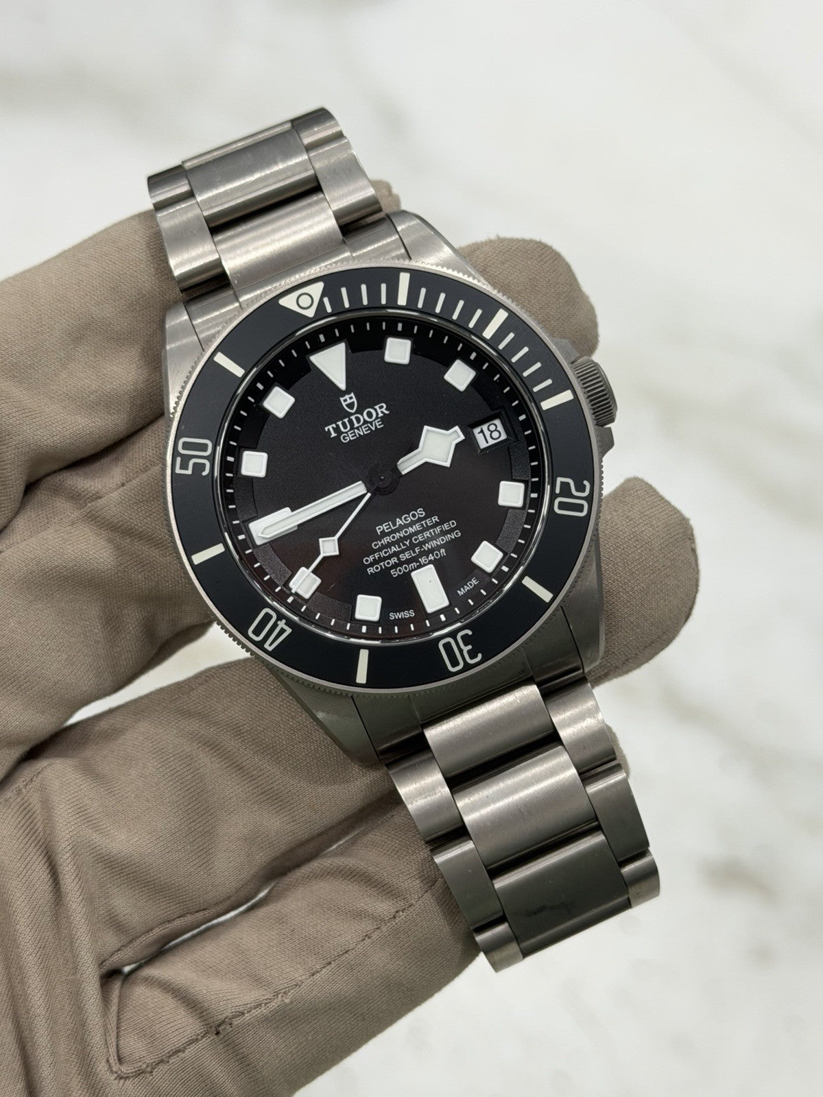 2020 Tudor Pelagos Date Black Dial Titanium Men's Watch 25600TN - Box & Papers