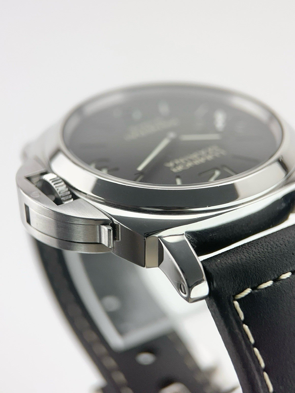 Panerai Luminor Marina Stainless Steel Black Dial 44mm Manual Wind Mens PAM00510