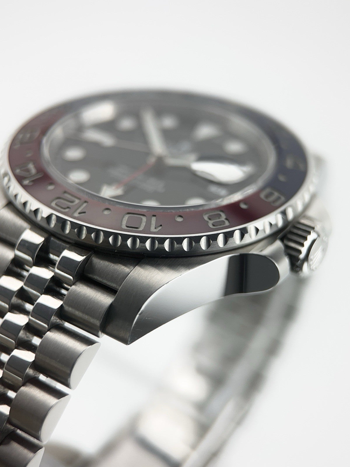 2025 Rolex GMT-Master II “Pepsi” Ceramic Bezel Black Dial 40mm Watch 126710BLRO