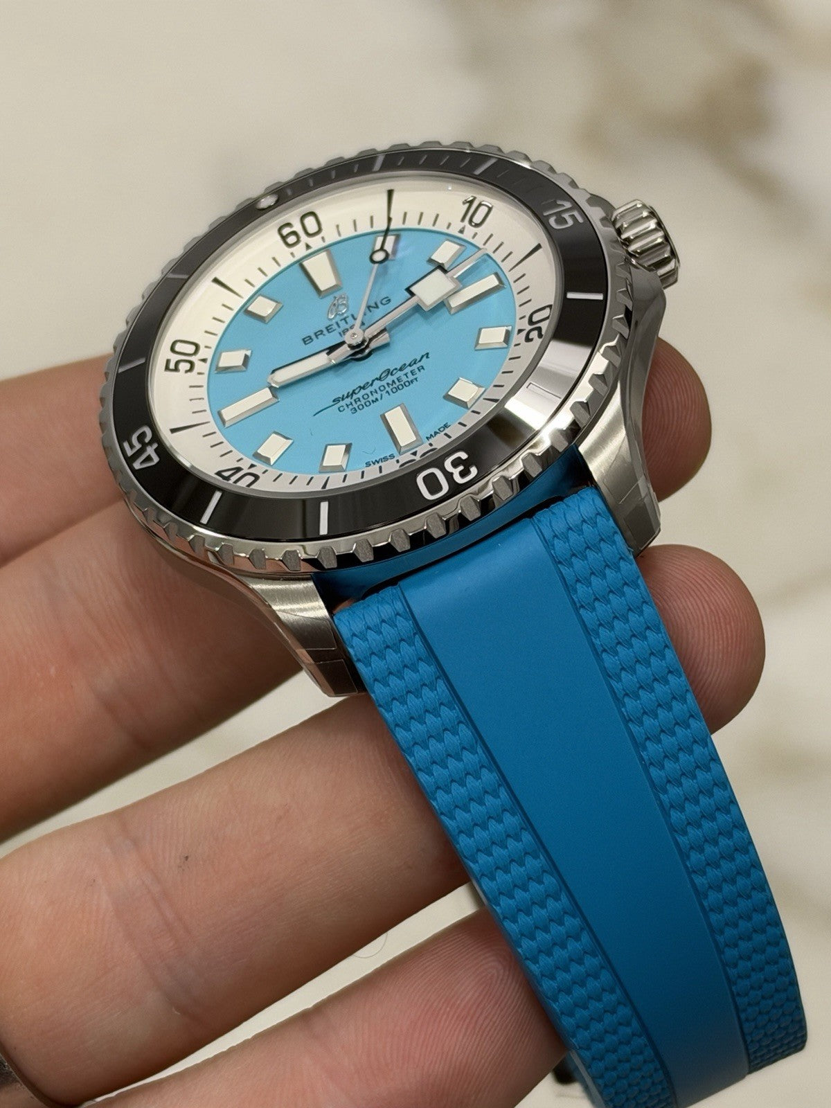 2026 NEW Breitling Superocean Auto 44 Turquoise Dial Men's Watch A17376211L2S2
