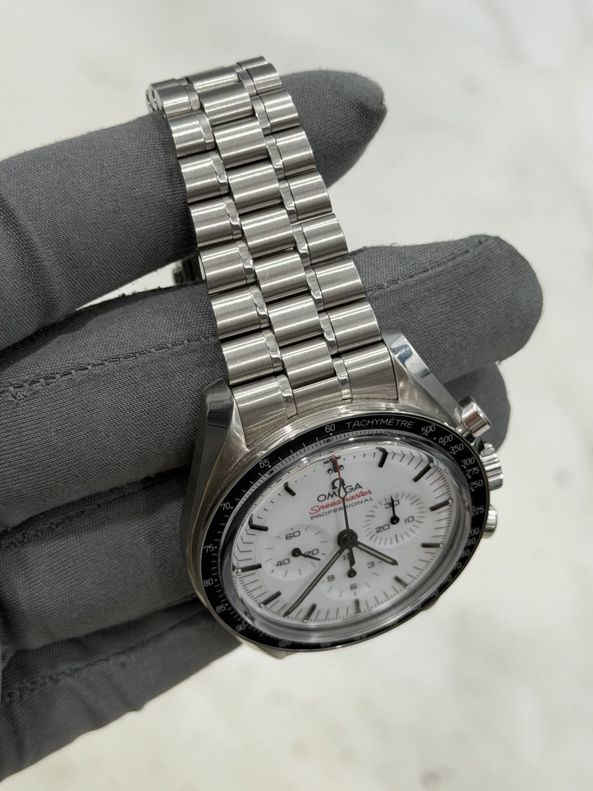 2025 Omega Speedmaster White Dial 42mm Manual Wind Men's 310.30.42.50.04.001