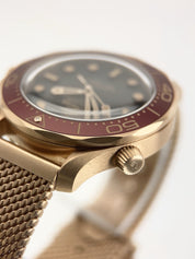 Omega Seamaster Bronze Gold Black Dial 42mm Automatic Mens 210.90.42.20.01.003
