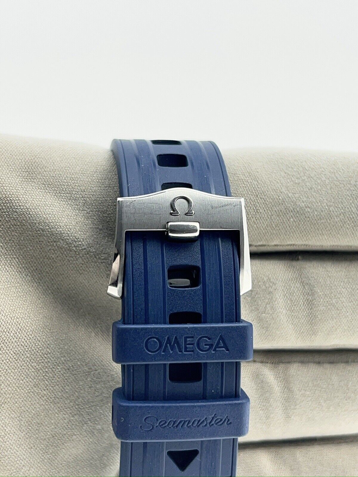 Omega Seamaster Diver 300m Automatic Blue Dial Ref - 210.32.42.20.03.001 B&Ps