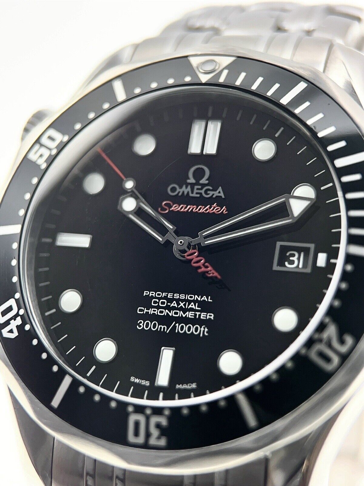 Omega Seamaster Diver 300m James Bond 007 Black 41mm Automatic Men’s Watch