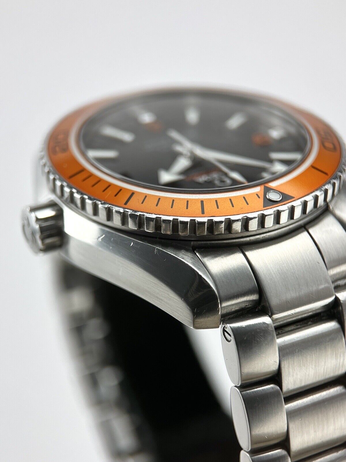 Omega Seamaster Planet Ocean Orange Bezel Watch 232.30.42.21.01.002 w/ Box & Pap