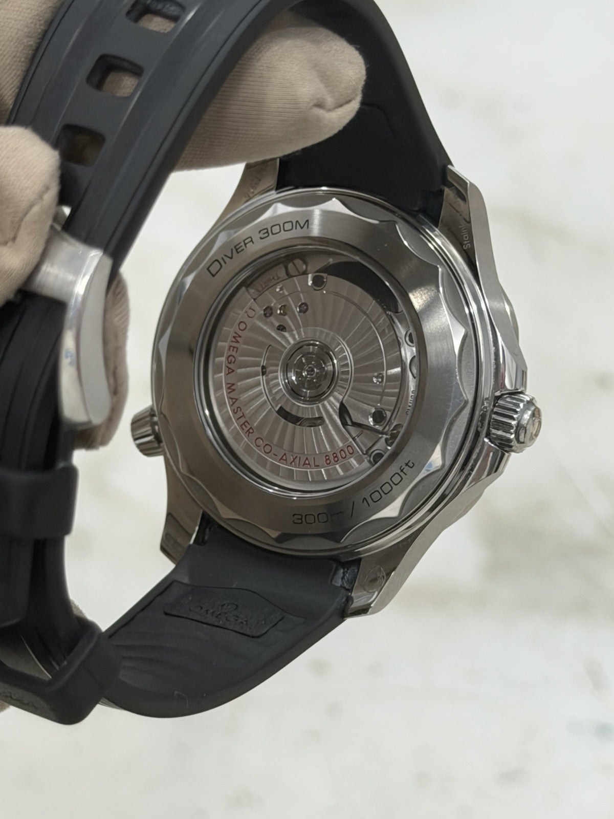 2020 Omega Seamaster Steel White Dial 42mm Automatic Watch 210.32.42.20.04.001