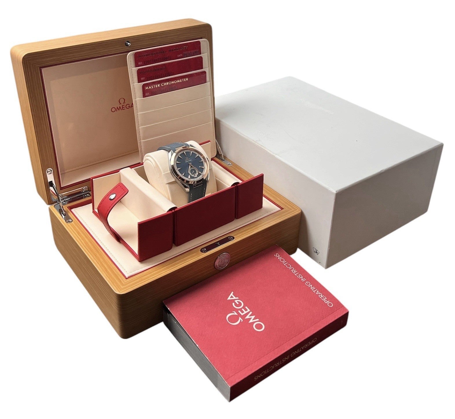 Omega Aqua Terra Blue Dial Gold & Steel 41mm Automatic Men’s 220.22.41.21.03.001