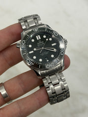 Omega Seamaster 300M GREEN Dial Steel 42mm Automatic Mens 210.30.42.20.10.001