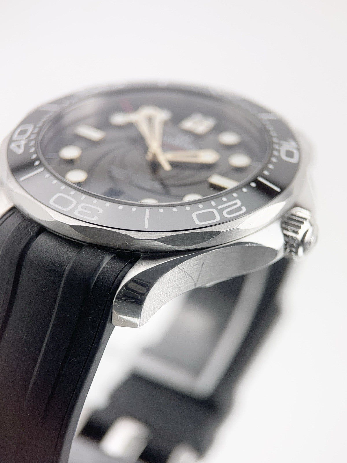 Omega Seamaster Steel Black Dial 42mm Automatic Men’s Watch 210.22.42.20.01.004