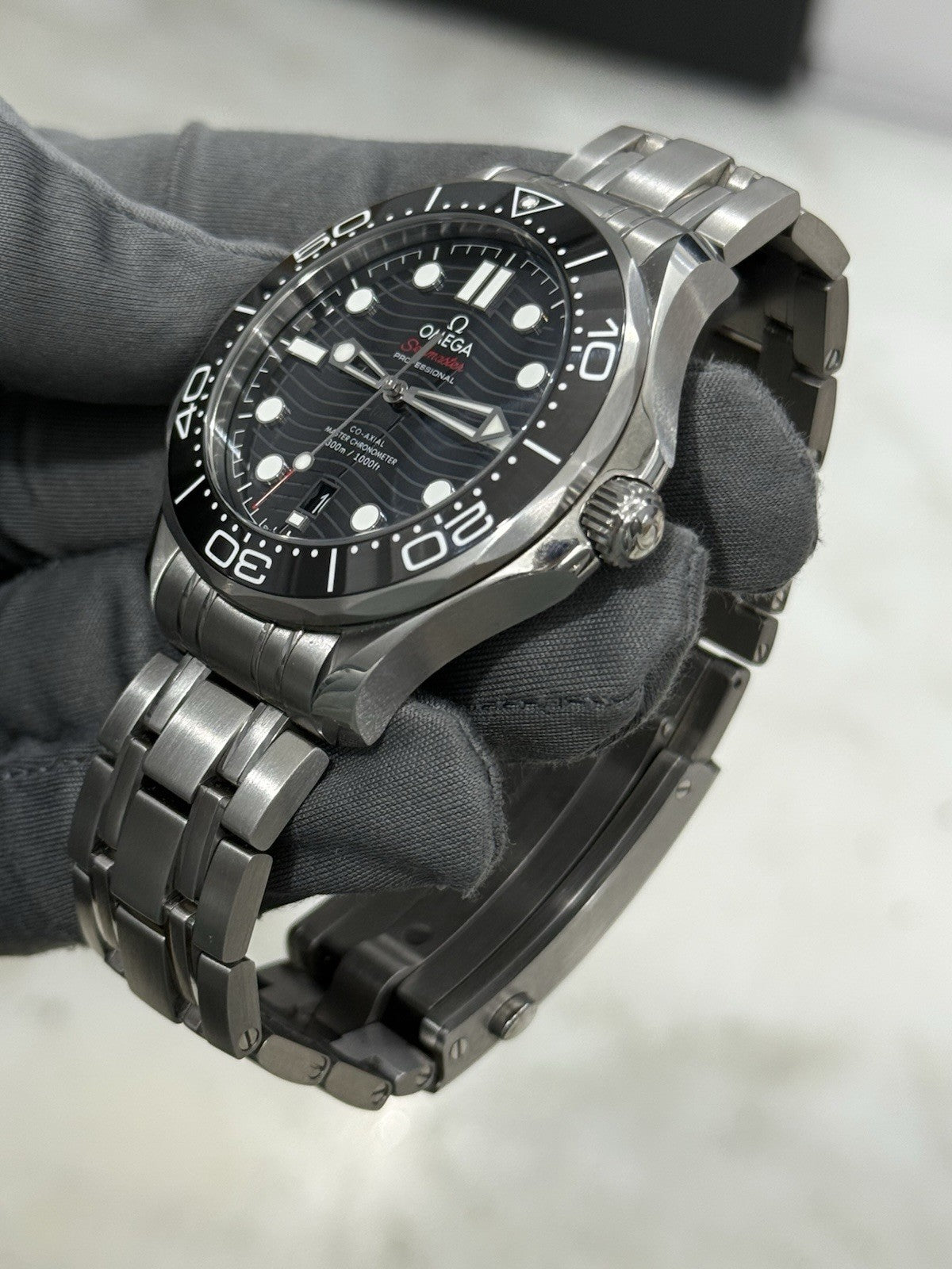 2024 Omega Seamaster 300m Diver Black Ceramic Watch 210.30.42.20.01.001