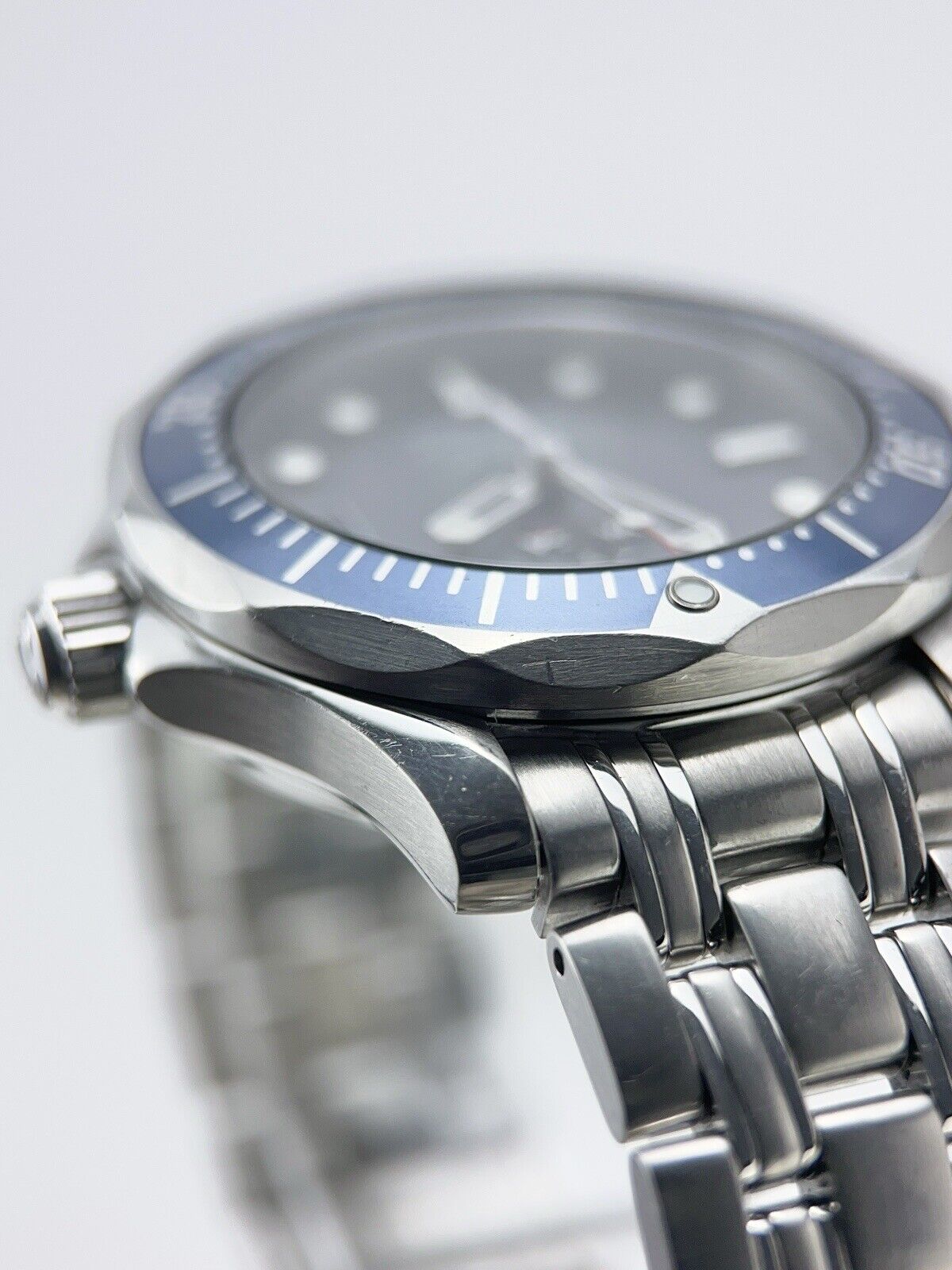 Omega Seamaster Diver 300m Blue Steel 36mm Automatic Men’s Watch 2222.80.00